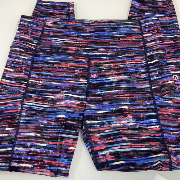 Lululemon Womens Size 10 Fast& Free 7/8 Tight II 25 in Hinshu Alpine White Multi - Picture 1 of 8